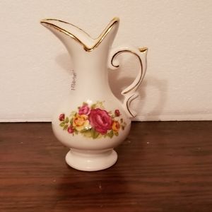 Cottage Rose fine bone china handled vase